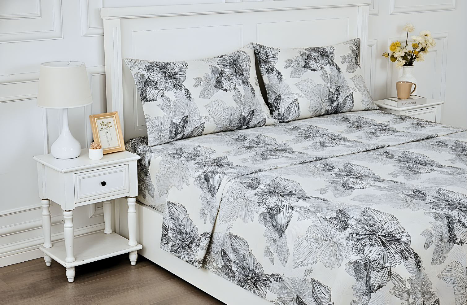 Set Lenjerie de Pat de Lux din Bumbac Ranforce | Floral, King Size, 4 Piese – Model Ink Blossom