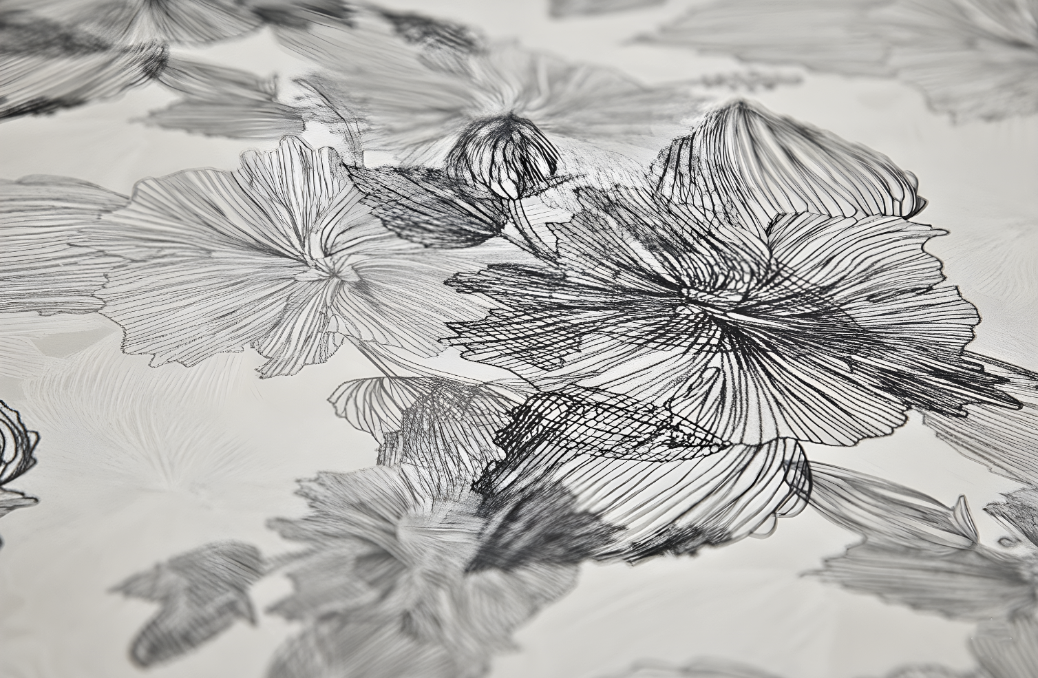 Set Lenjerie de Pat de Lux din Bumbac Ranforce | Floral, King Size, 4 Piese – Model Ink Blossom